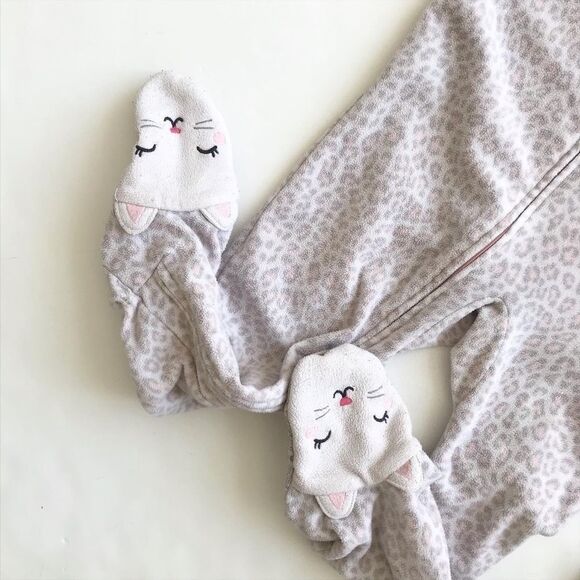Carters gray cheetah fleece footed pajama GUC 4T - Picture 3 of 5